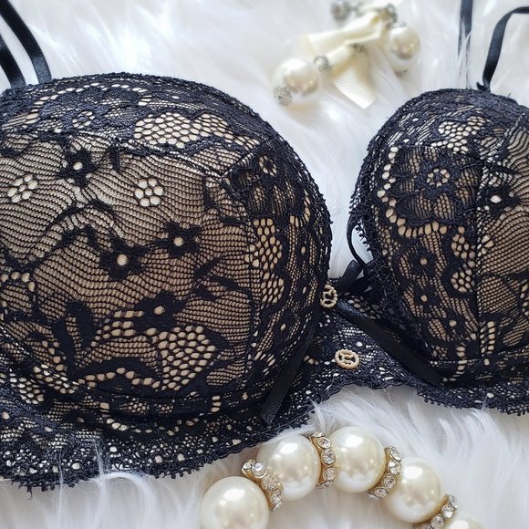 Sexy strappy lace pale gold plunge push-up bra - Picture 2 of 2